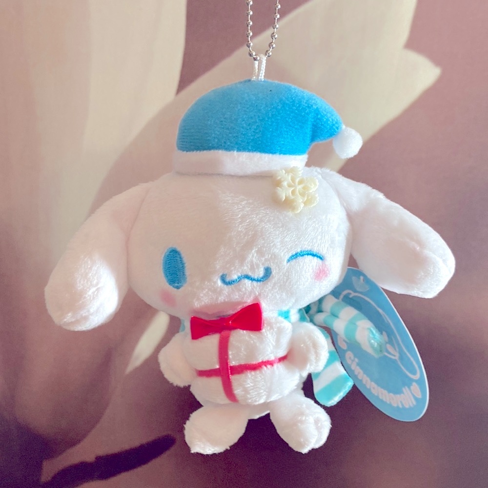 Cinnamoroll Plush Charm NWT